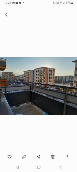 Apartament cu 2 camere decomandat, mobilat în Tractorul