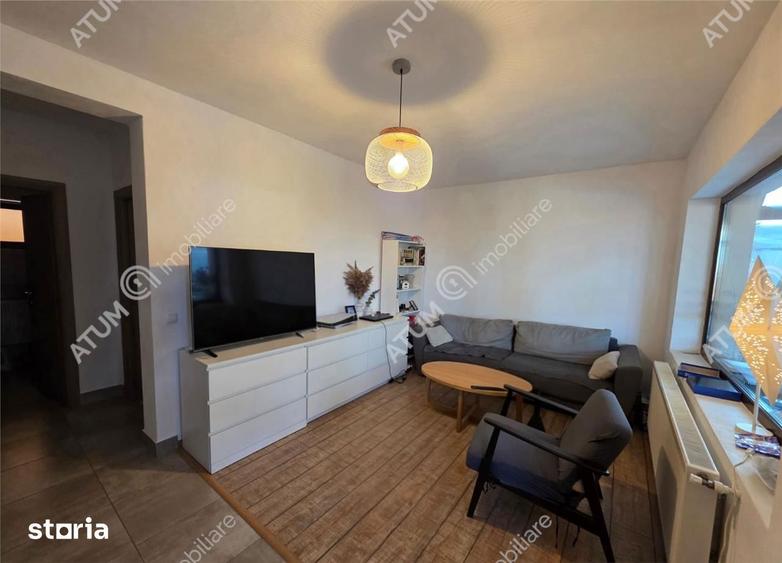 Casă cu 5 camere cu Teren 238 Mp în Central