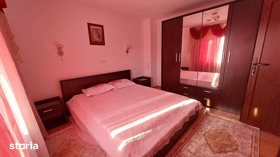 Casă cu 4 camere cu Teren 1745 Mp în Săcălășeni