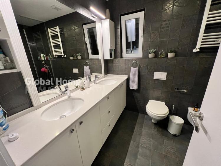Duplex cu 4 camere cu Canalizare în Voluntari