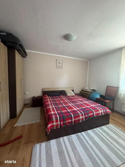 Casă cu 4 camere în UTA
