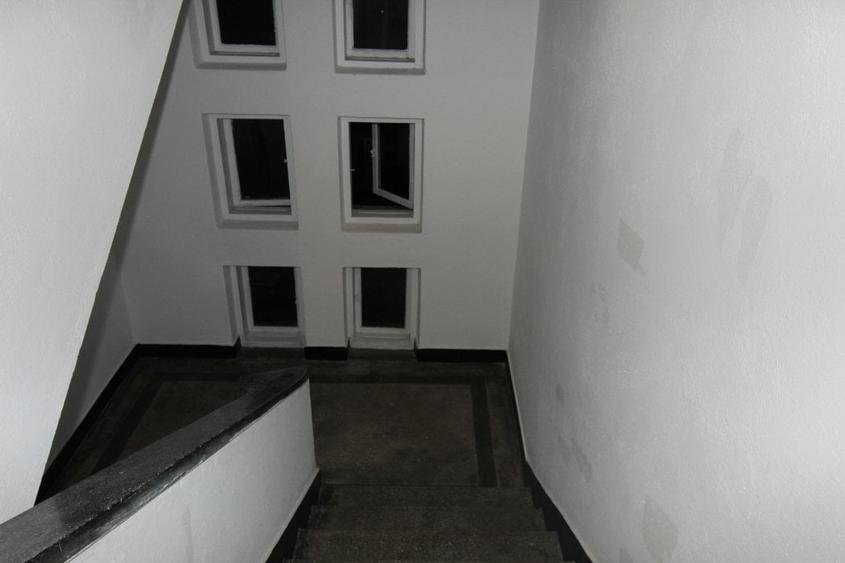 Apartament cu 3 camere decomandat, mobilat în Dorobanți