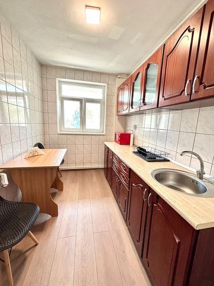 Apartament cu 2 camere decomandat, mobilat în Tomis Nord