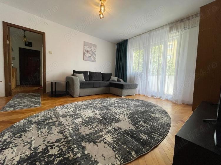 Apartament cu 2 camere semidecomandat în Dâmbovița