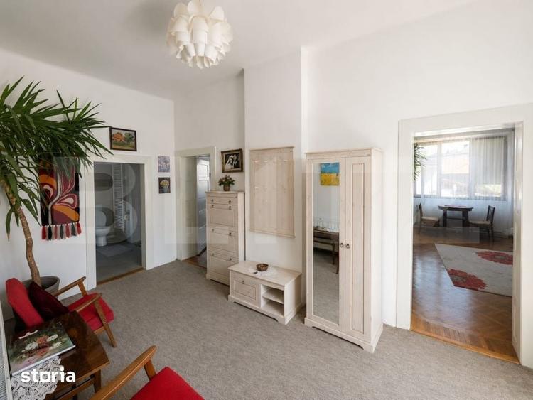 Casă cu 3 camere cu Teren 300 Mp în Central