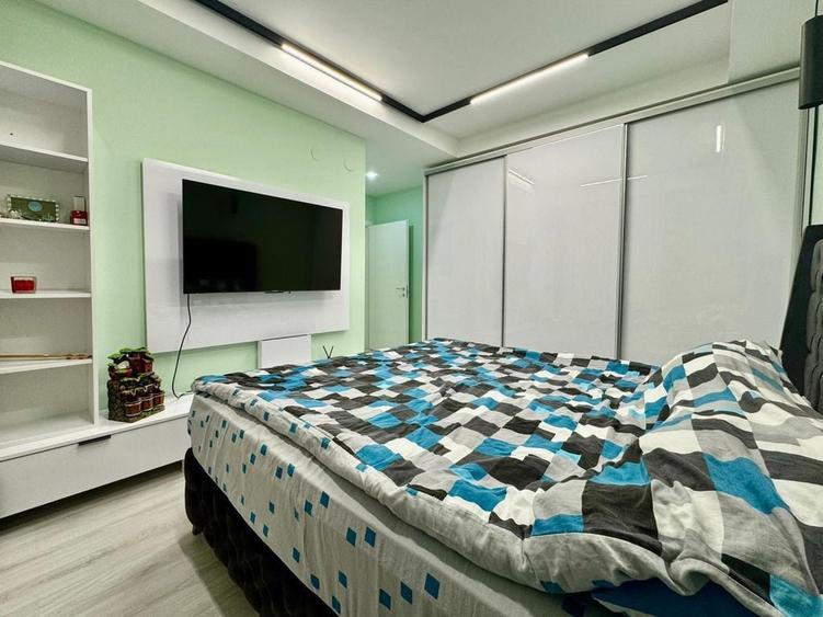 Apartament cu 3 camere decomandat în Ștefăneștii de Jos