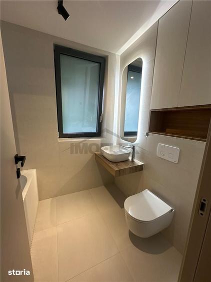Apartament cu 4 camere în Central