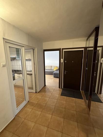 Apartament cu 2 camere decomandat, mobilat în Aviației