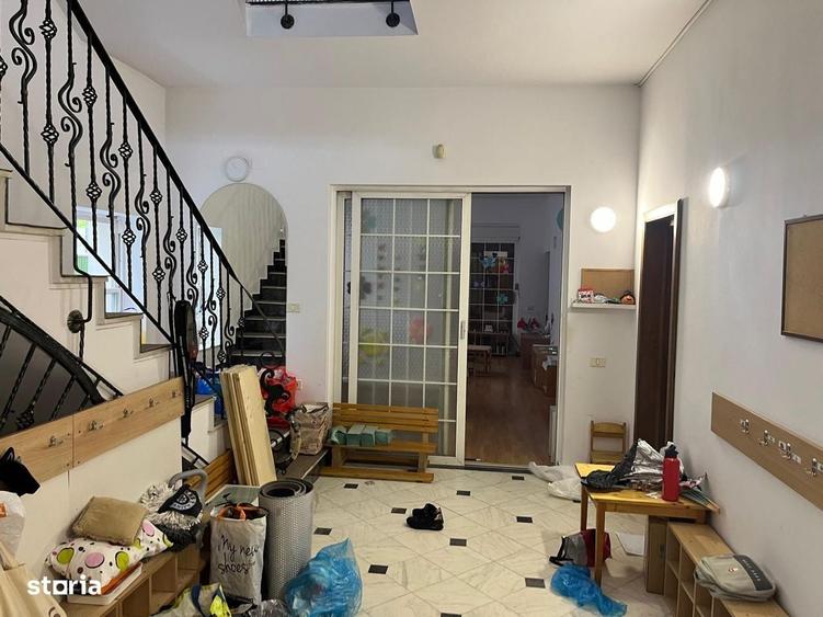 Casă cu 4 camere cu Teren 600 Mp în Muncii