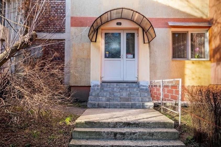 Apartament cu 3 camere decomandat în Ultracentral