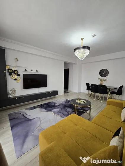 Apartament cu 2 camere decomandat în Roșu