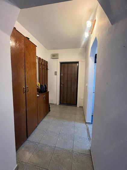 Apartament cu 4 camere decomandat în Fabric