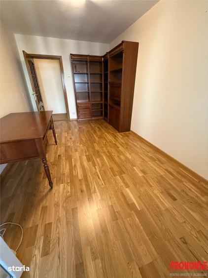 Apartament cu 4 camere în Ultracentral