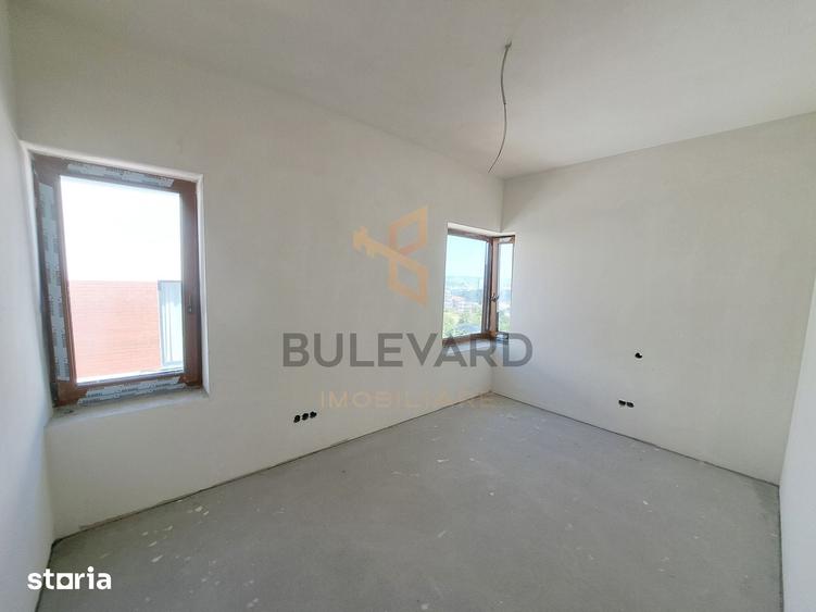 Casă cu 4 camere cu Teren 250 Mp în Florești