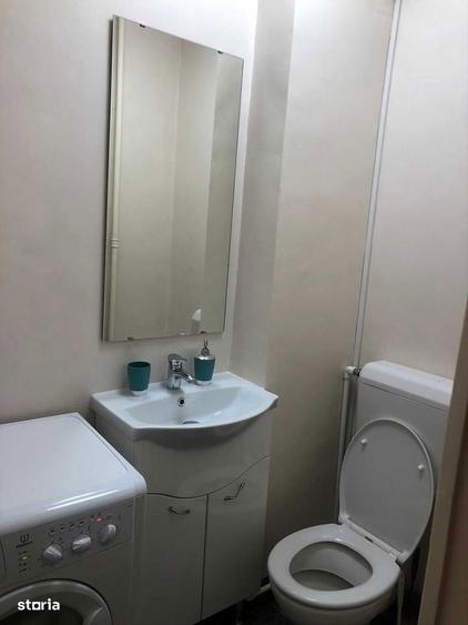 Apartament cu 3 camere decomandat, mobilat în Berceni