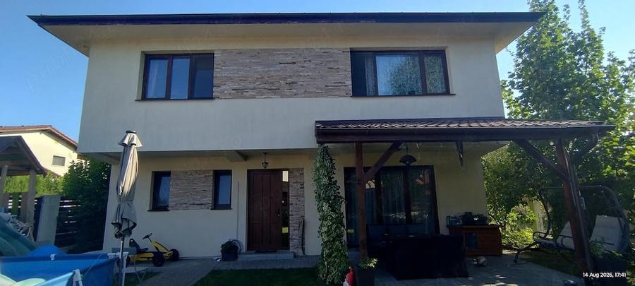 Casă cu Teren 242 Mp în Mogoșoaia