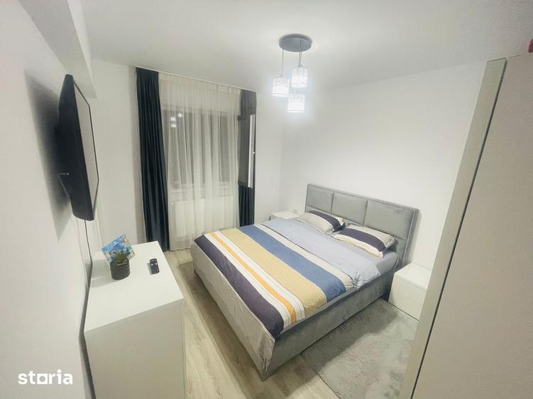 Apartament cu 3 camere decomandat în Dobroești