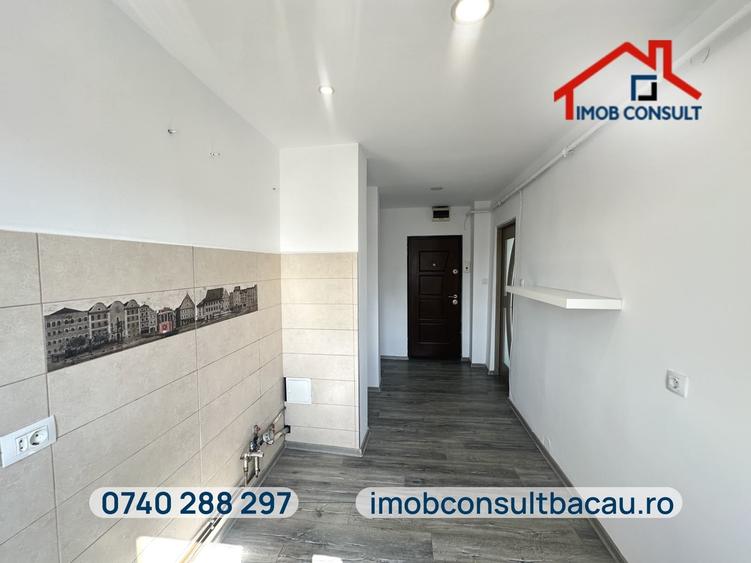 Apartament cu 2 camere decomandat în Republicii