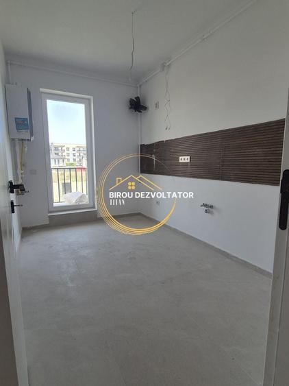 Apartament cu 3 camere decomandat în Theodor Pallady