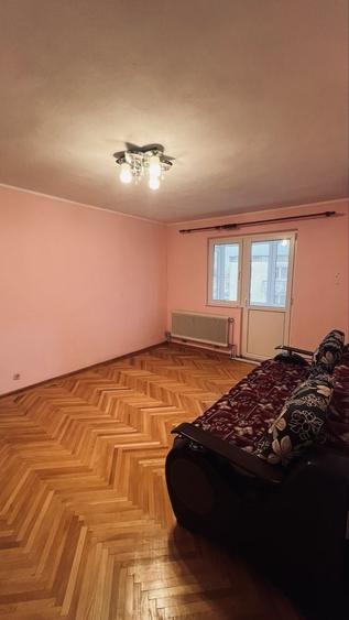 Apartament cu 2 camere nedecomandat în Central