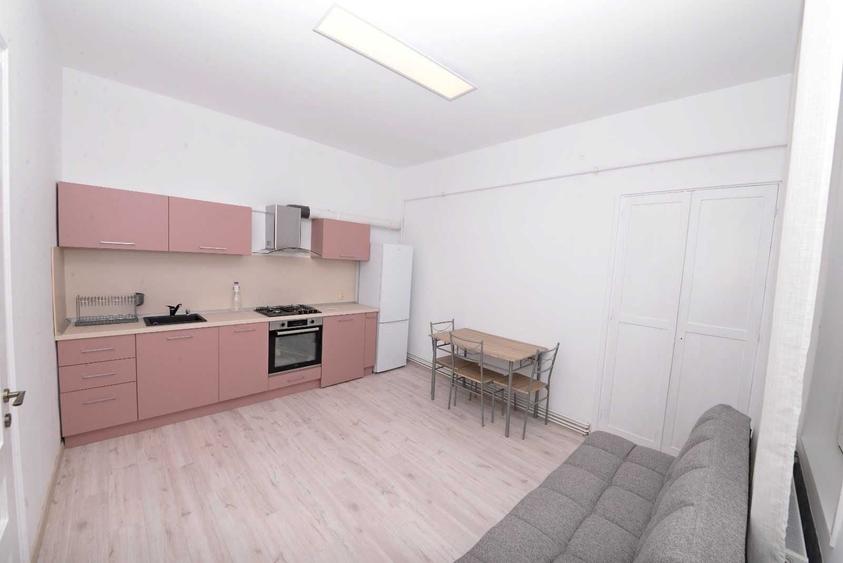 Apartament decomandat în Drumul Carului