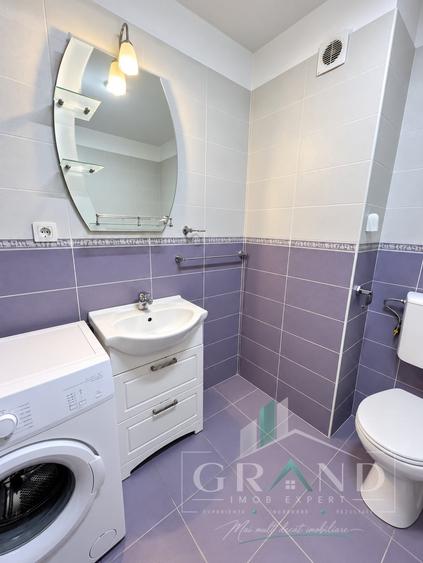 Apartament cu 3 camere semidecomandat, mobilat în Mărăști