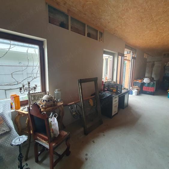 Casă cu 3 camere cu Teren 150 Mp în Central