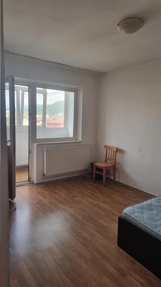 Apartament cu 3 camere decomandat în Ostroveni