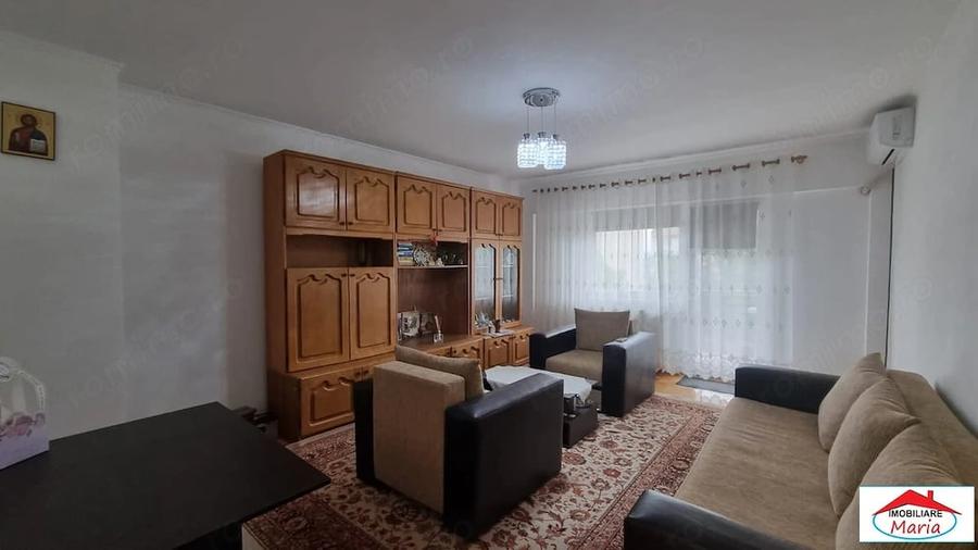 Apartament cu 2 camere decomandat în Carpați 2
