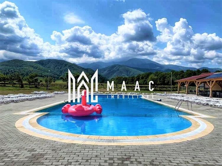 Casă individuală cu 18 camere cu Canalizare în Central