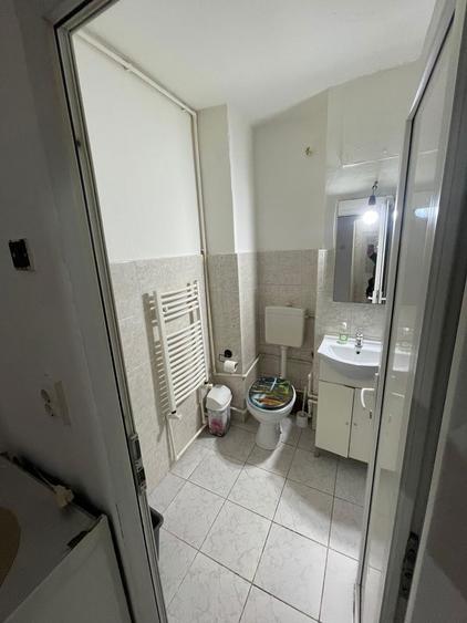 Garsonieră în Roșia