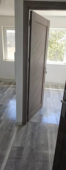 Apartament cu 3 camere decomandat în Crihala