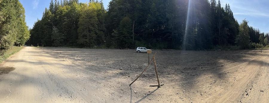 Teren de 1981 mp, în Cheia