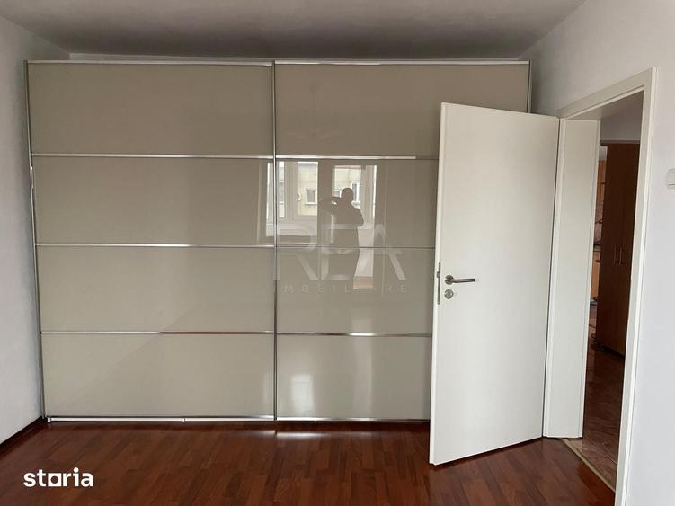 Apartament cu 3 camere decomandat în 13 Septembrie