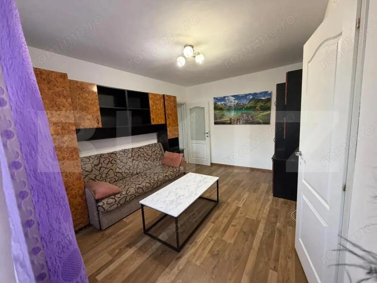 Apartament cu 3 camere decomandat în Rogerius
