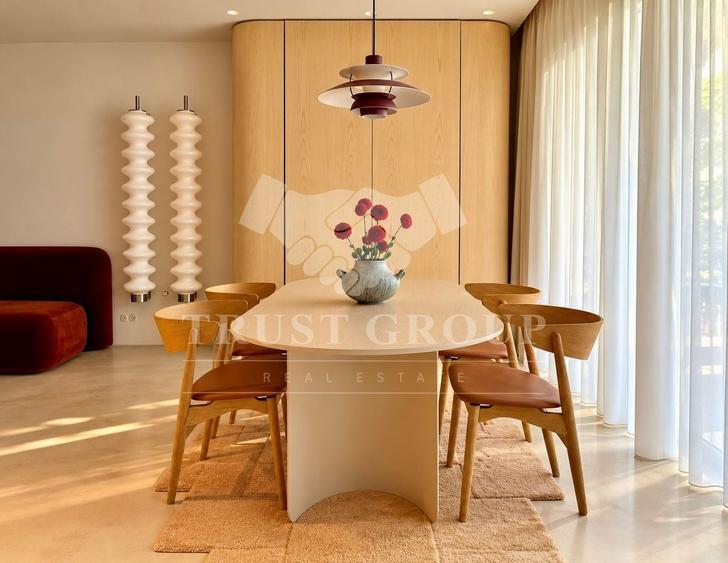 Apartament cu 3 camere decomandat, mobilat în Eminescu