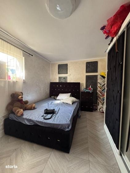Casă cu 4 camere în Rahova