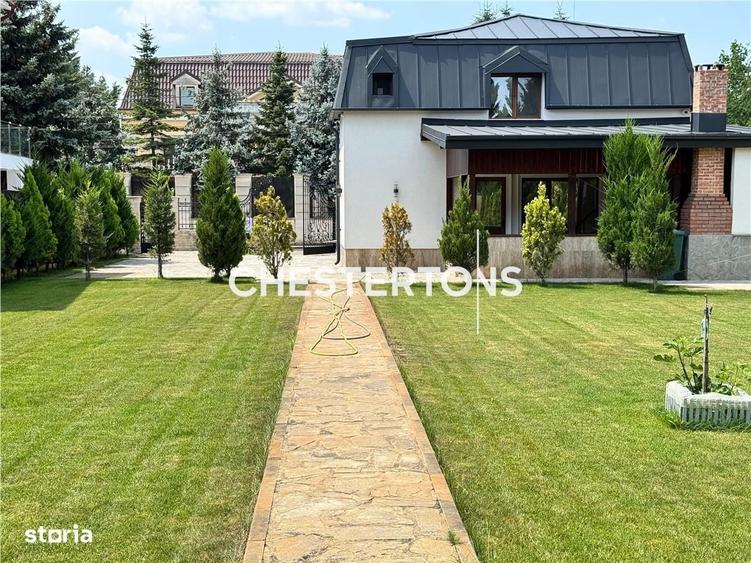 Casă cu 4 camere în Central