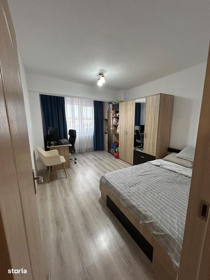 Apartament cu 3 camere decomandat în Dudu