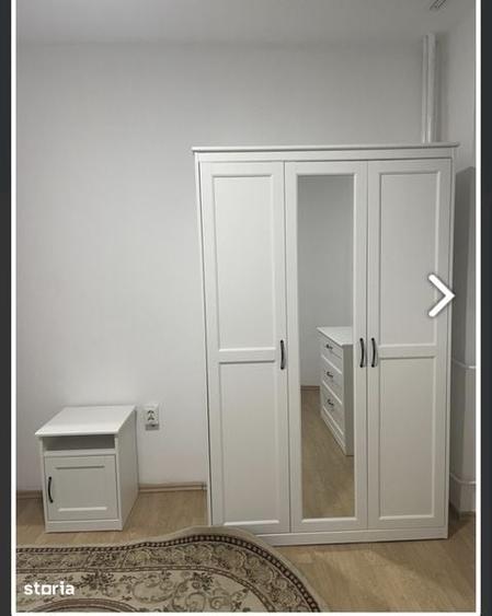 Apartament cu 3 camere decomandat în Drumul Taberei