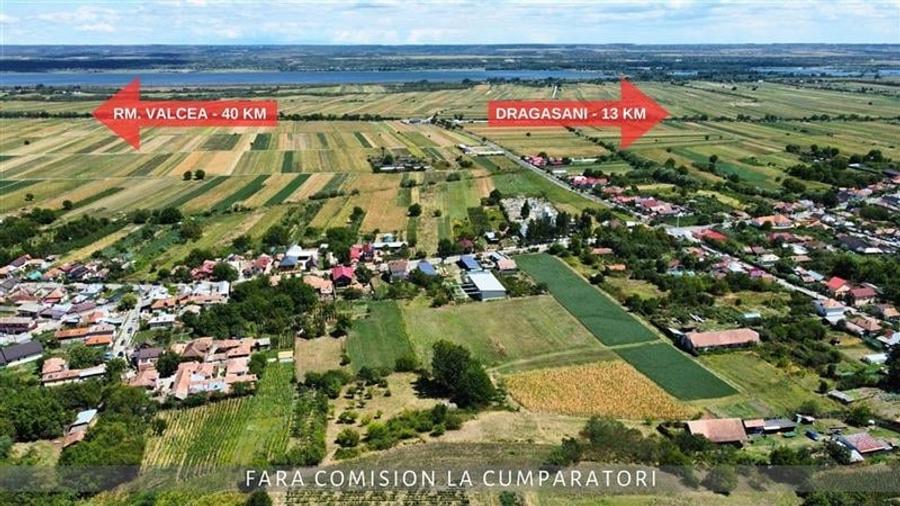 Spațiu comercial, de 472 mp, în Orlești
