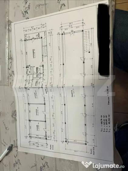 Casă cu 5 camere cu Teren 1579 Mp în Central