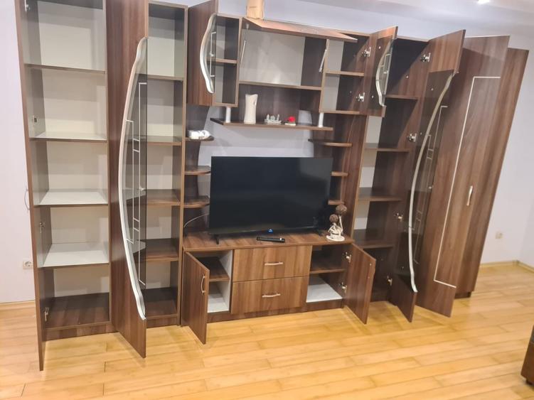 Apartament cu 2 camere decomandat în Exterior Vest
