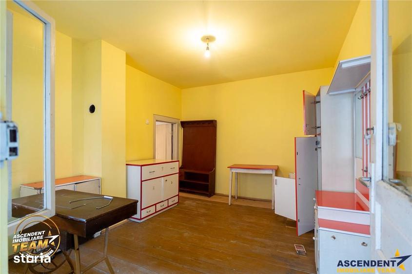 Casă cu 4 camere cu Teren 412 Mp în Brețcu