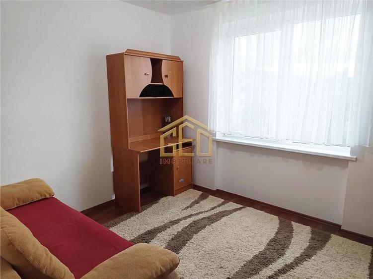 Apartament cu 3 camere decomandat în Nord