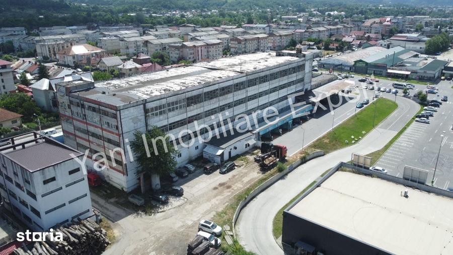 Spațiu comercial, de 9,500 mp, în Curtea de Argeș
