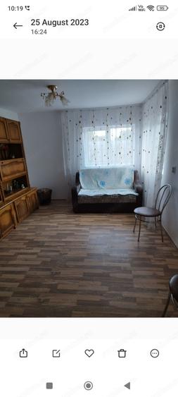 Casă cu 4 camere în Ciolpani