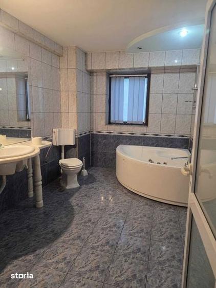 Casă cu 3 camere cu Teren 200 Mp în Central