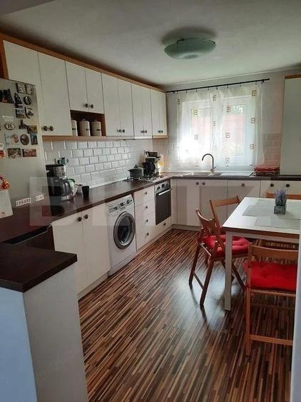 Casă individuală cu 3 camere cu Canalizare în Nord