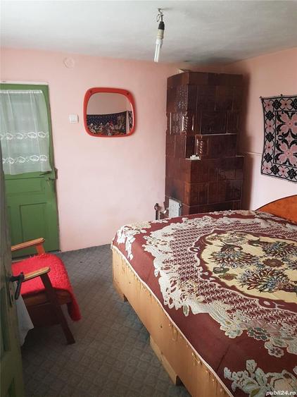 Casă cu 4 camere cu Teren 1500 Mp în Valea Părului